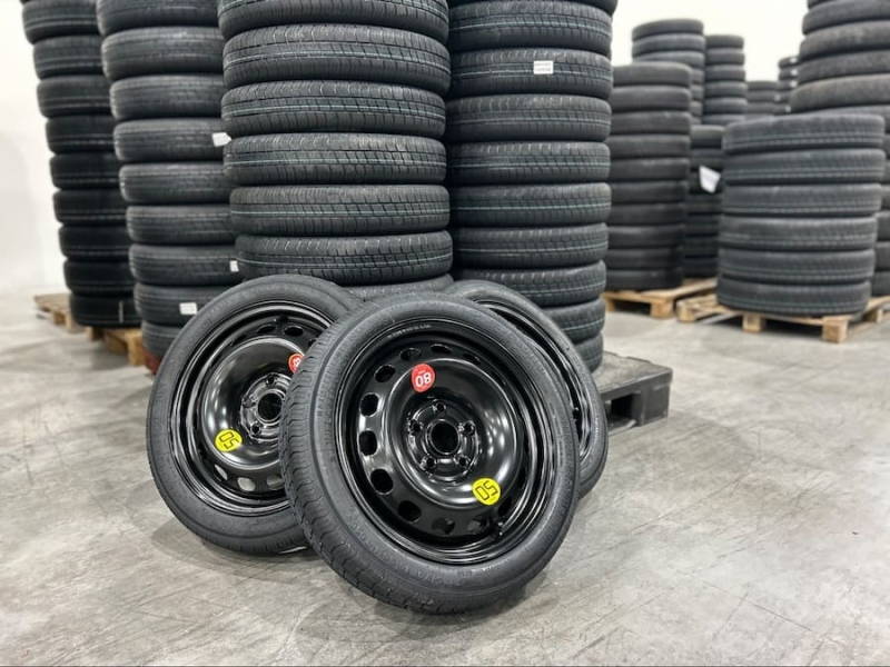 Uporabite rezervno kolo 5x112 R16 za varno pot